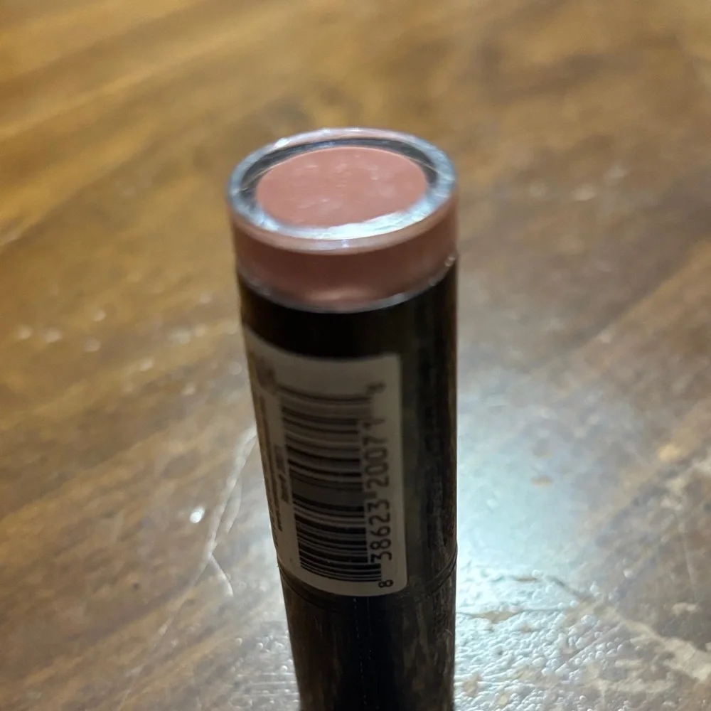Makeup Revolution Lipstick - Love Nude